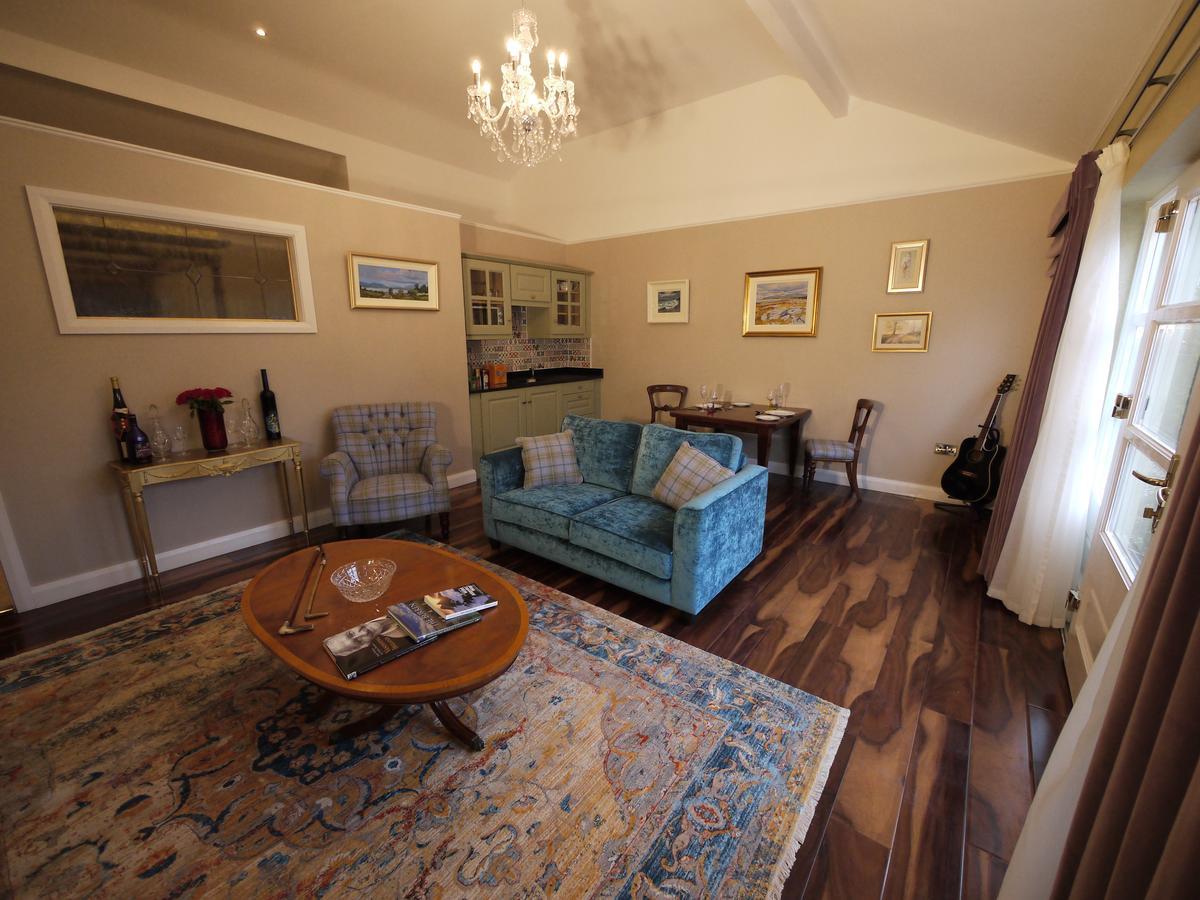The Carriage Houses At Beechpark House Bunratty Exterior photo