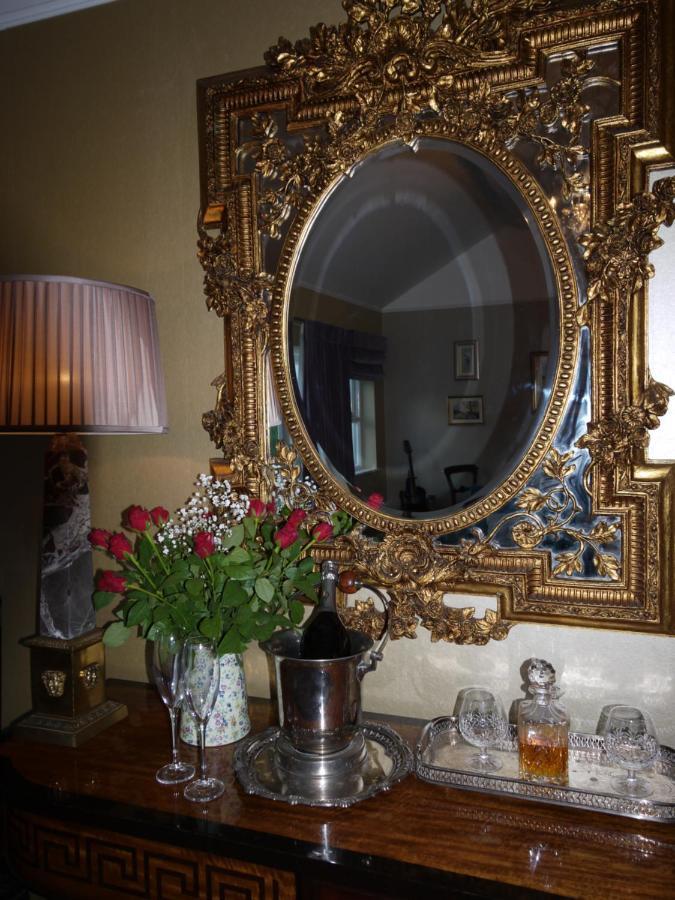 The Carriage Houses At Beechpark House Bunratty Room photo
